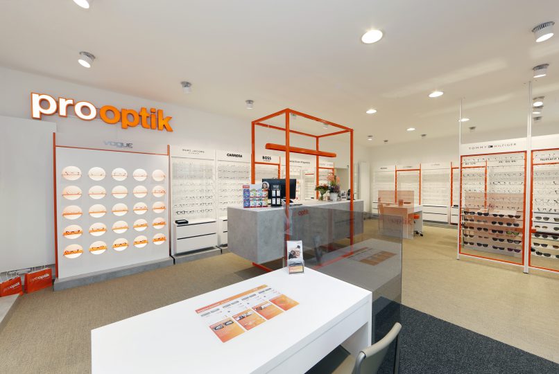 pro optik - Paragon Partners